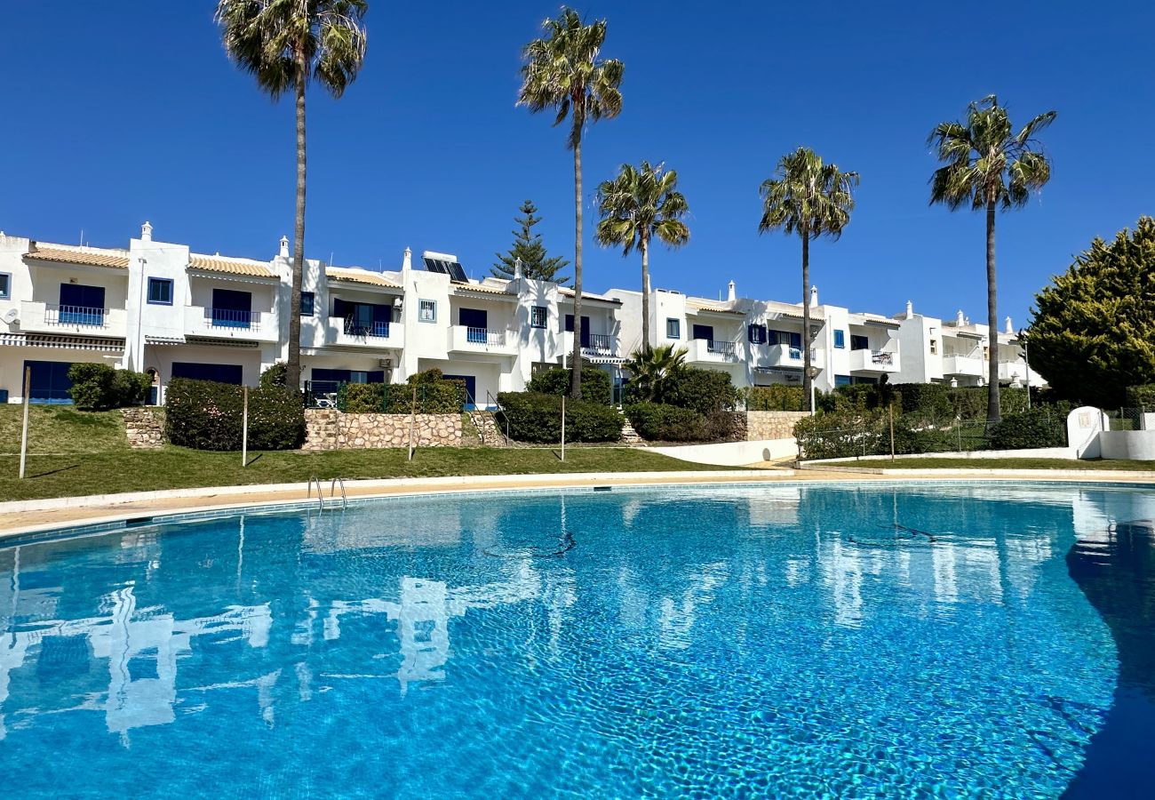 Maison mitoyenne à Albufeira - Jardim da Oura II by Check-in Portugal