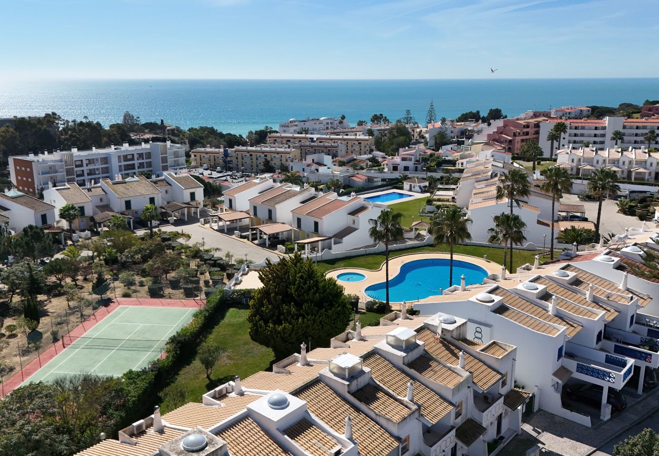 Maison mitoyenne à Albufeira - Jardim da Oura II by Check-in Portugal