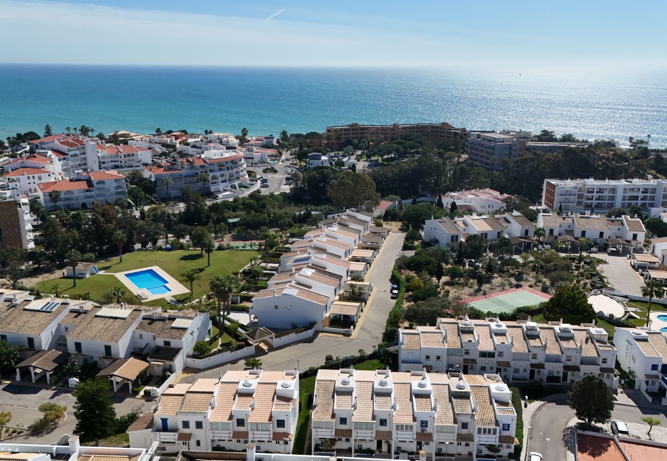 Maison mitoyenne à Albufeira - Jardim da Oura II by Check-in Portugal
