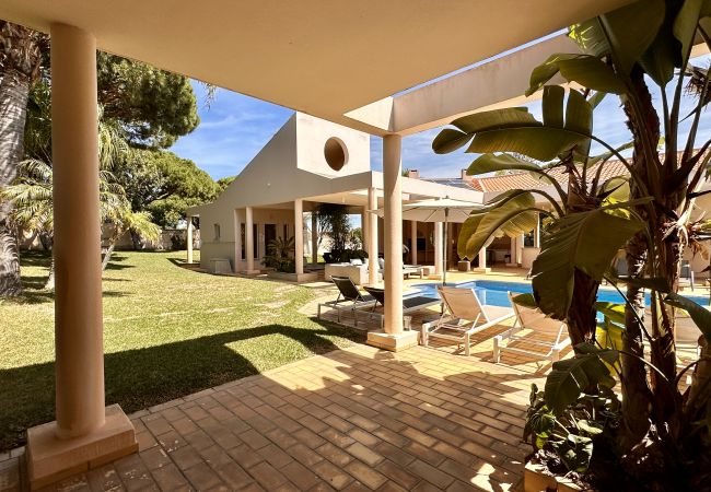 Villa em Quarteira - Seventies by Check-in Portugal