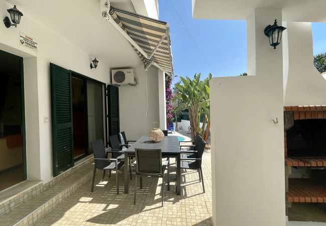 Casa geminada em Albufeira - Vale Pedras by Check-in Portugal