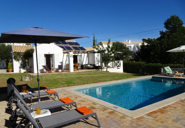 Villa in Albufeira - CIP V4 Alfarrobeira Villa in Albufeira - CIP V4 Alfarrobeira