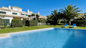Aires by Check-in Portugal